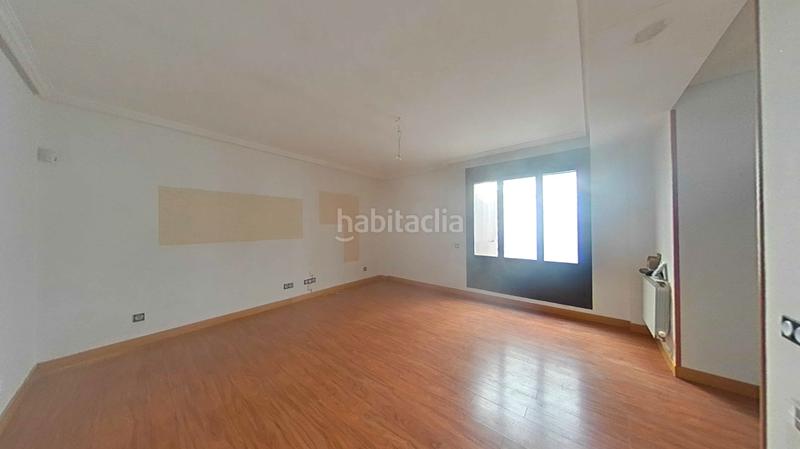 Foto f6f02da9-9020-4c46-a985-8bee5eadbbc4. Etagenwohnung mit parking in Centro Ocaña