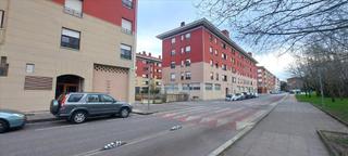 Parking voiture  Atxurizubi kalea