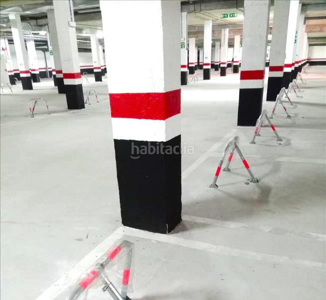 Foto c5789cce-7b3d-41f4-8ee0-3f62ba8366c0. Posto auto in Mungia