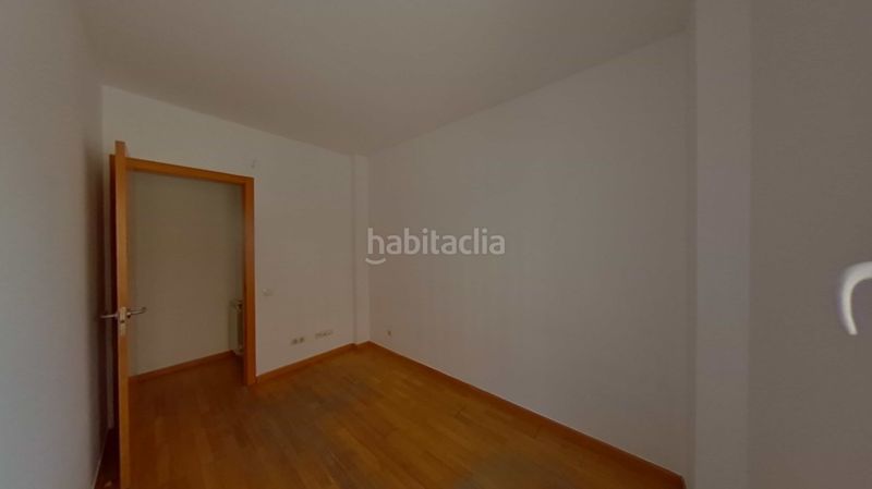 Foto 23de3e40-6c14-4d53-a2d0-caf8d62c1f54. Pis amb aparcament a Covadonga Sabadell