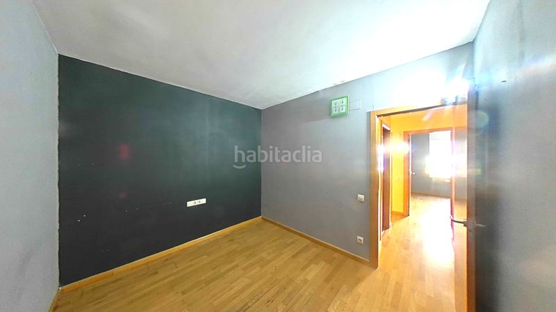 Foto 6563eee4-0331-4db7-9464-4db99af1cee0. Pis a Covadonga Sabadell