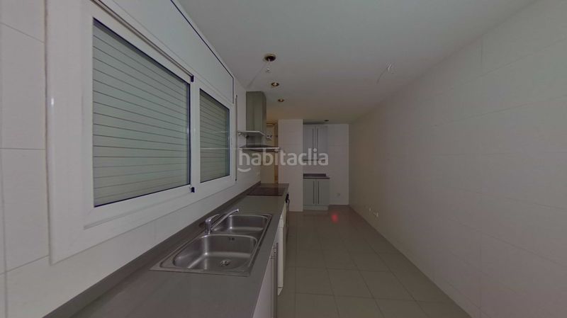 Foto bb26fe89-789f-4cee-8867-fb1374285690. Pis amb aparcament a Covadonga Sabadell