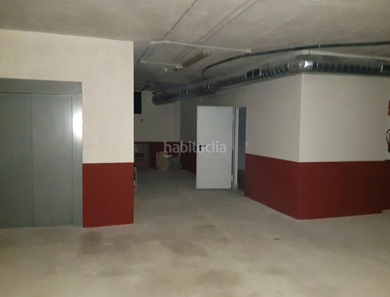 Foto c1ff8b73-2866-495e-9f06-de5c49e74d88. Parking coche en Puerto Lumbreras