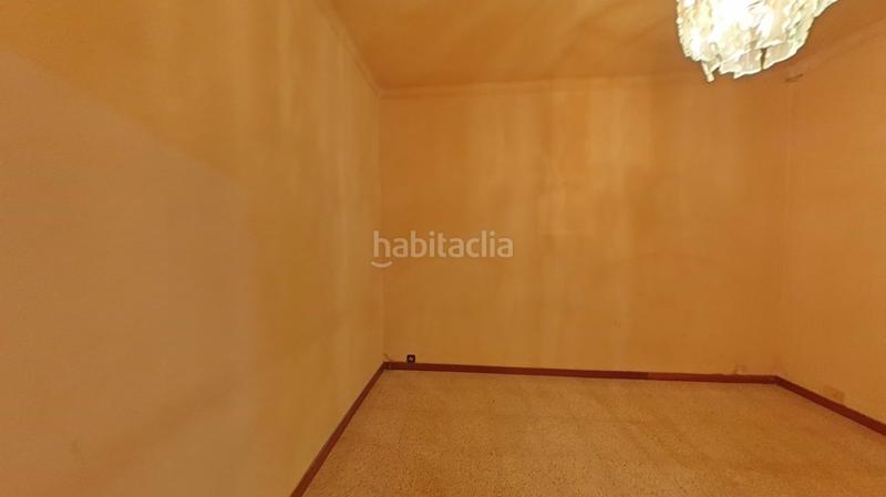 Foto 24a0c446-96b5-462a-8377-9dabb5ccce1c. Pis a Portbou