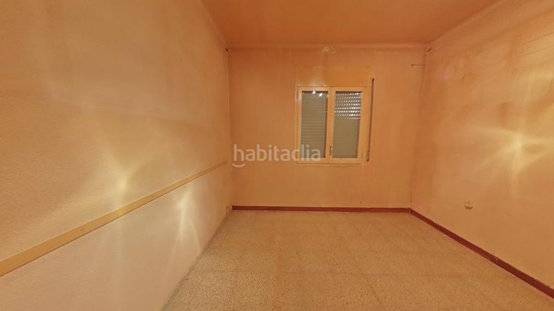 Foto 3778d27a-2b71-4b6b-8ec3-a05db73ae9c7. Pis a Portbou