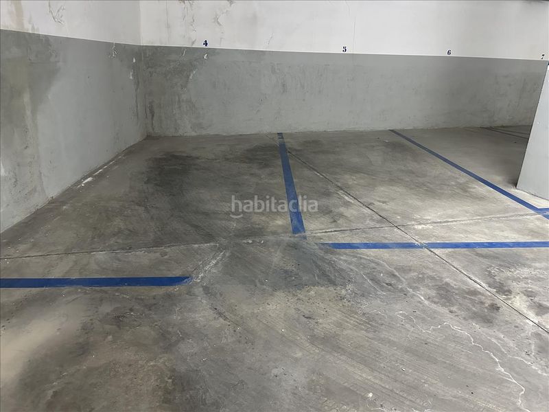 Foto 608c0db3-9975-4d2c-8b1d-b324c30d2543. Aparcament cotxe a Nucli Urbà Esparreguera