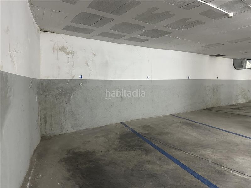 Foto e91e7c58-41df-4e75-9baf-22397a4aa4b5. Aparcament cotxe a Nucli Urbà Esparreguera