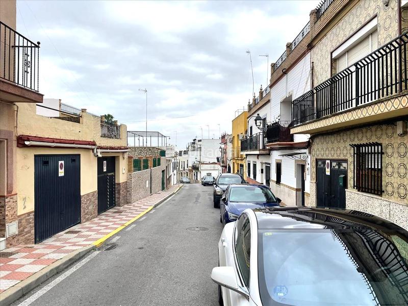 Foto 6098b2bd-7862-48a2-81f5-ff9ca6d72fcb. Casa adosada en Santa Eufemia Tomares