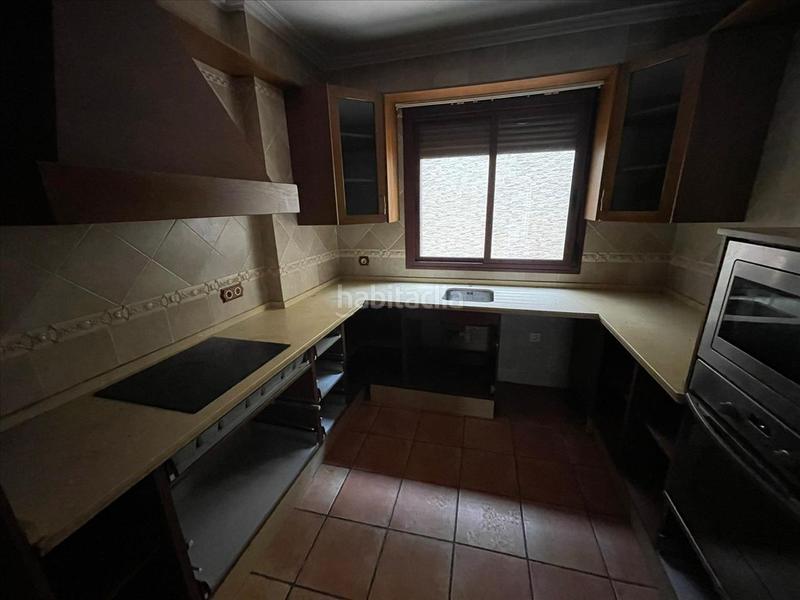 Foto dc84b79f-a246-4f42-9031-f580a5f2b4cf. Casa adosada en Santa Eufemia Tomares