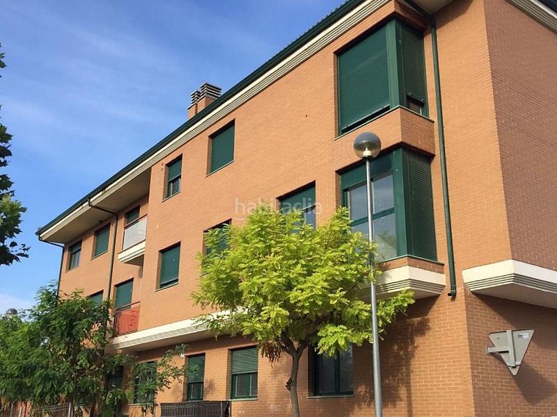 Foto 8c08130b-9227-43a6-84bb-21fe20c22985. Autoparkplatz in Arrúbal