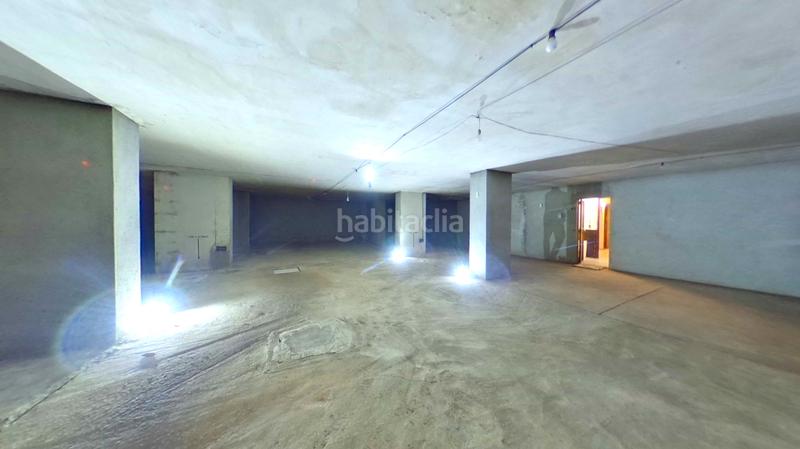 Foto 900a2332-d5b4-4944-9b3a-f4c174d94320. Local commercial dans Niño Jesús Madrid