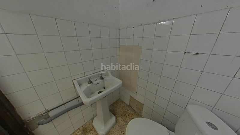 Foto 3d4c3cc9-2aca-42a1-ba70-ee97905e2ee4. Local comercial a Valle de Mena