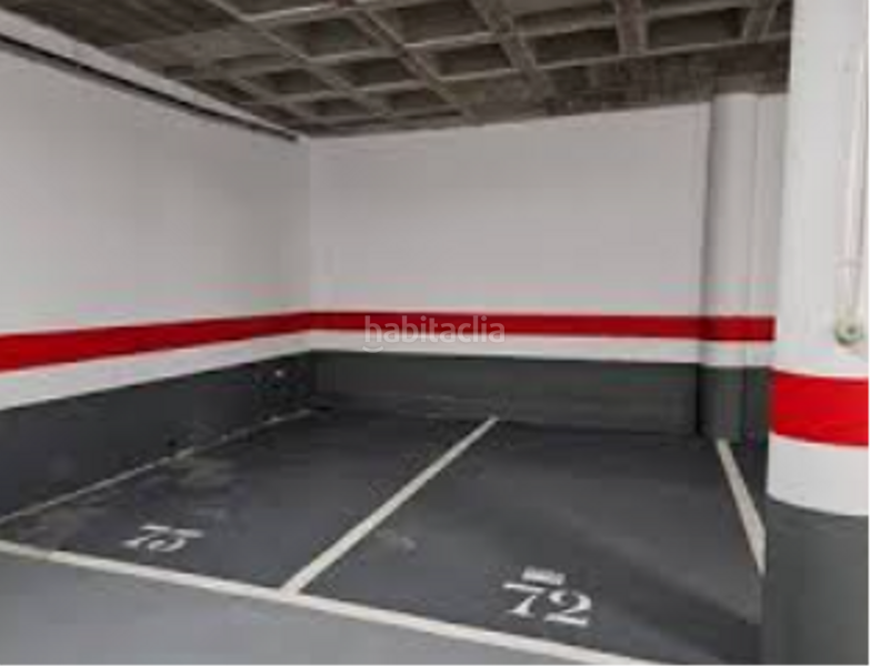 Foto 23506a12-17fb-40d6-a4ef-bc2459a3f02d. Parking voiture dans Oliva pueblo Oliva