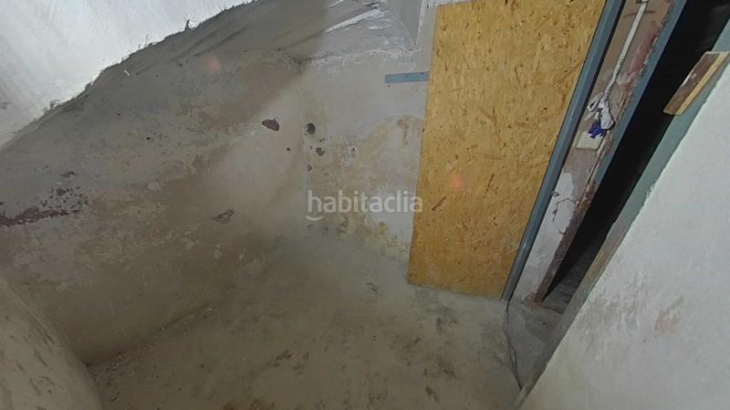 Foto 9331e4dd-e6ea-47c8-bd16-7c03afc5e6d8. Casa adossada a Autol