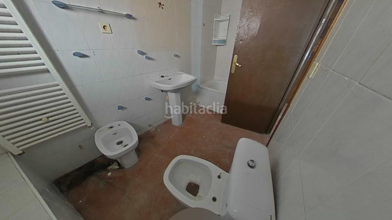 Foto 943d0c48-4042-4232-b569-264cc5b21a13. Casa adossada a Autol