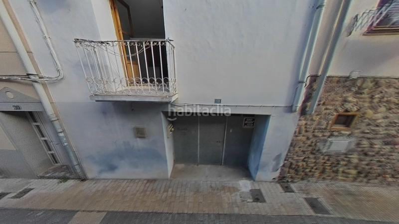Foto ab58f750-b394-470a-b24a-71928876d6bf. Casa adossada a Autol