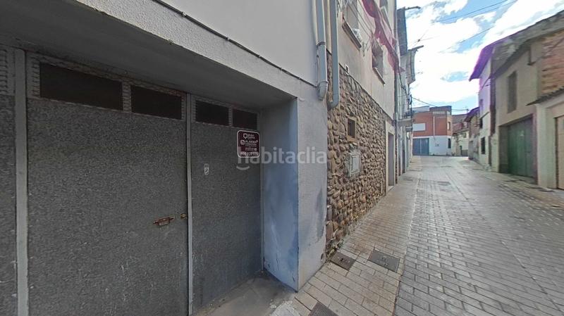 Foto e60bc888-f008-4d7d-977e-1bd9c8b3f86a. Casa adossada a Autol