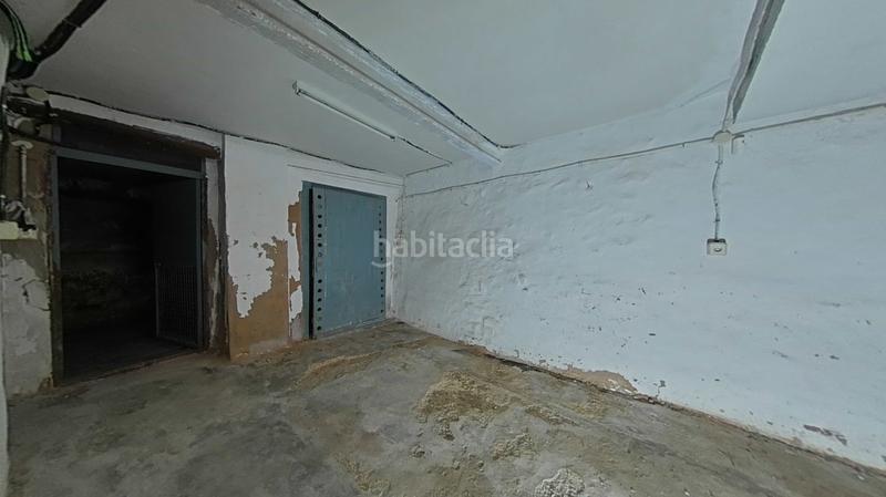 Foto f56f39d3-a8b0-4b7a-9a3f-56759e041f45. Casa adossada a Autol