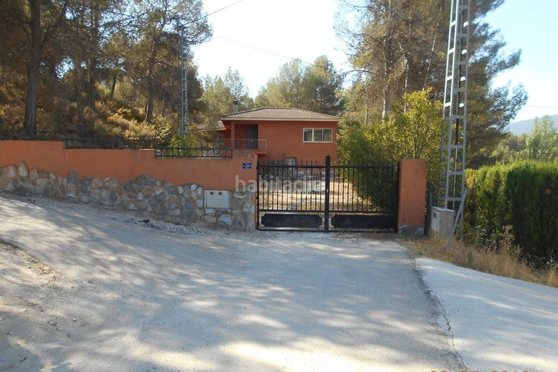 Foto 7acbb0ff-9700-4fab-86f4-eb96aab8ded6. Casa con piscina in Centre-Zona Alta Alcoi