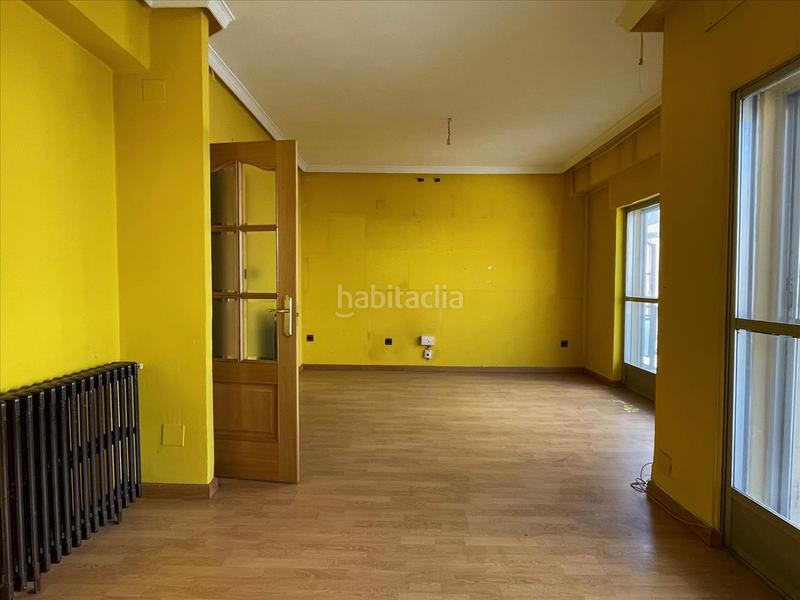 Foto 893fc45c-7542-4c20-970d-52e7ba106803. Appartement dans Centro Ponferrada