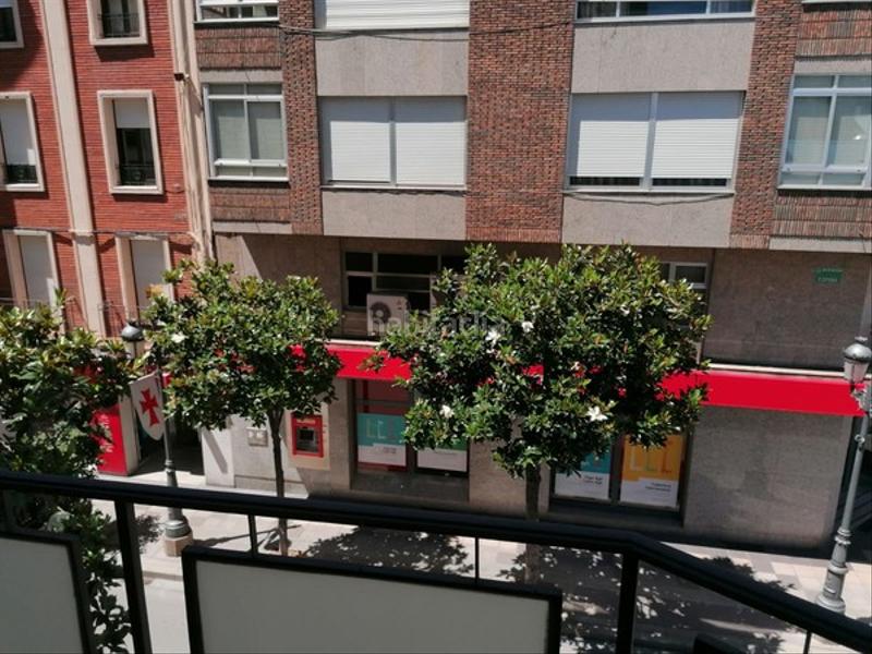 Foto e97277ac-de29-4c83-b91a-310aa7d68cf2. Etagenwohnung in Centro Ponferrada
