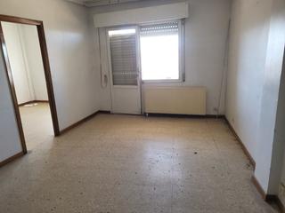 Pis  Calle real 12 portal 12  planta 3 puerta d