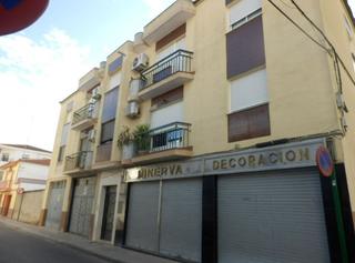 Pis  Calle general reding 24   planta 2 puerta d