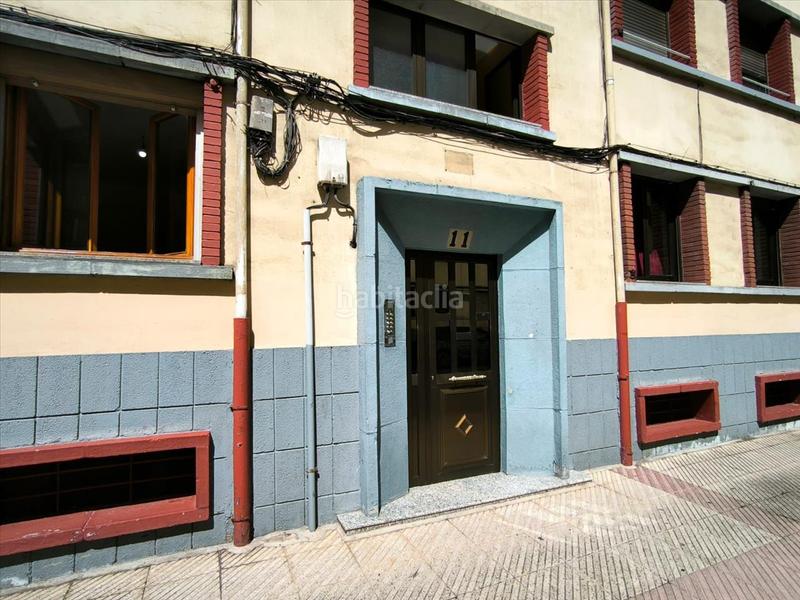Foto 8cc35e72-8065-47a5-bbc7-253b0f753fb8. Pis a La Felguera Langreo