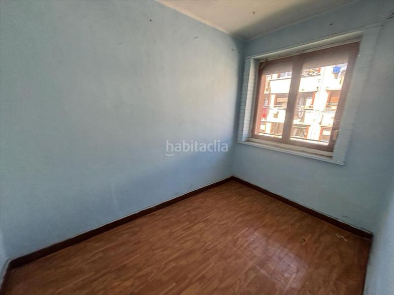 Foto 117539b2-cf7e-4ce8-9129-0569c1a08a03. Piso en La Felguera Langreo