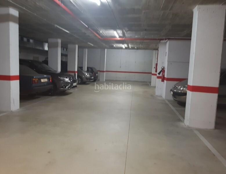 Foto e586ca0e-a420-4eff-ba09-7104149e3851. Parking coche en Les Planes Sant Joan Despí