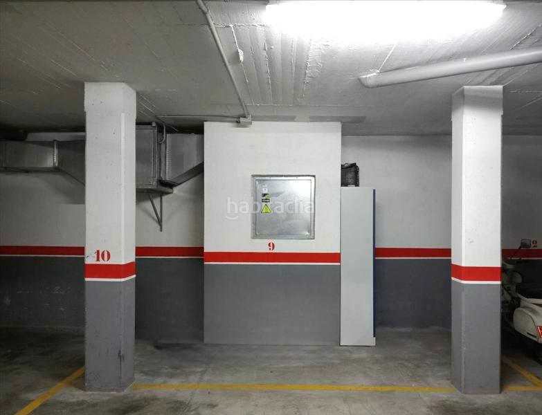 Foto 835466aa-6438-41f2-b110-a8f01c78e36b. Parking voiture dans Marianao Sant Boi de Llobregat