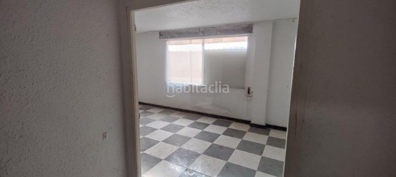 Foto 22037479-c867-46fb-a593-8453a6a4970e. Casa a Fuentes de Ebro