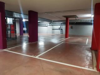 Parking coche en Entrepeñas