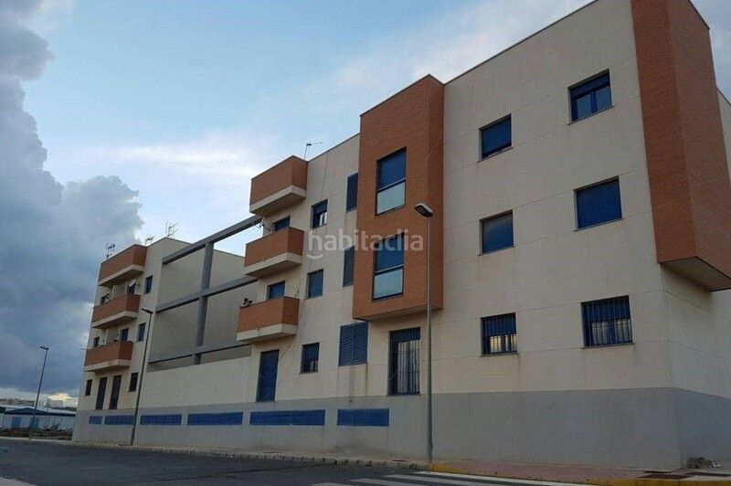 Foto 916529b8-6766-4310-a557-13345158cc21. Parking coche en Las Cabañuelas Vícar