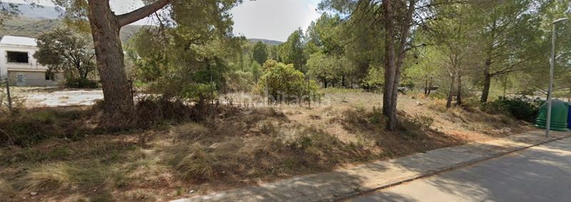 Foto f20b37ef-a99f-4acc-a1ac-29580d291437. Terreny residencial a Macastre