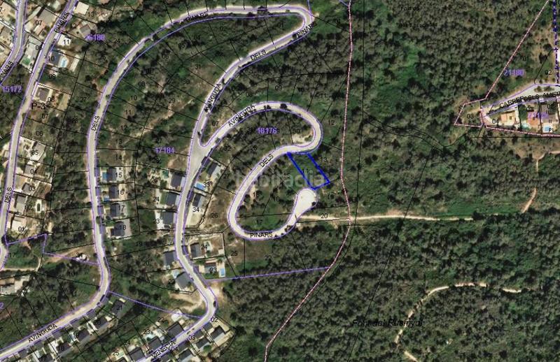 Foto d7303f98-bae0-485a-a5e4-1361451f6d08. Terreny residencial a Vallirana