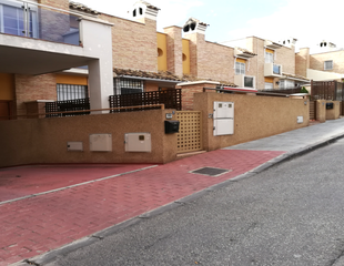 Aparcament cotxe  Monseñor fco gil hellin