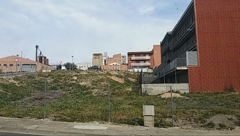 Foto b9cbd982-d68d-4f62-b6e5-ed4da7e2c395. Terreny residencial a Bellpuig