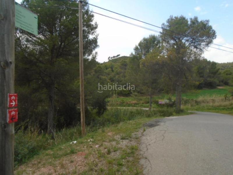 Foto b8878f9b-0299-443f-ab02-32bf8207a561. Terrain résidentiel dans Rellinars