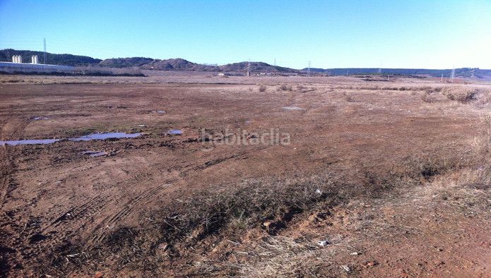 Foto 72e9a787-99d0-4e59-8df5-762a8f2ab402. Solar industrial a La Cava - Fardachón Logroño