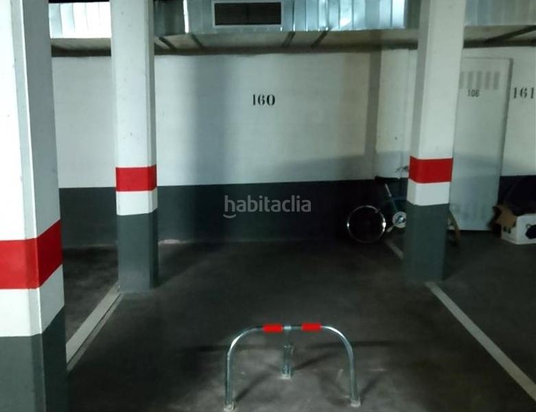 Foto ad68e9e9-7547-40a9-9c33-4caf66216c5e. Parking voiture dans Valdespartera Zaragoza