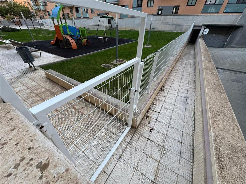 Foto ed65adb8-0b4b-40a7-b533-f0ef52e15d47. Autoparkplatz in Valdespartera Zaragoza