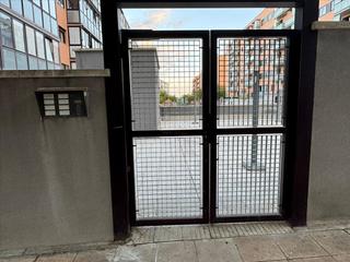 Autoparkplatz  Prima angelica, la