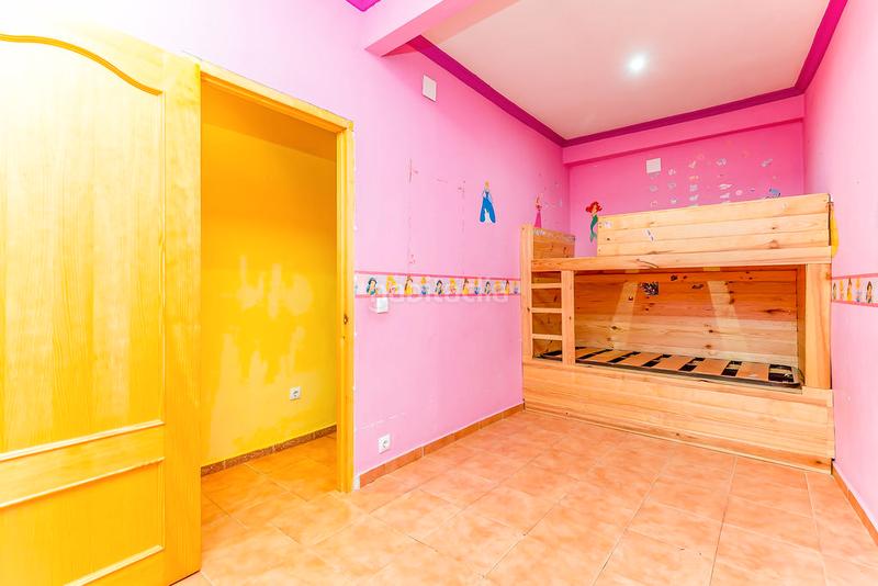 Foto 91ad44ef-39bf-4749-a4d6-f4e8ef8280af. House in Requena