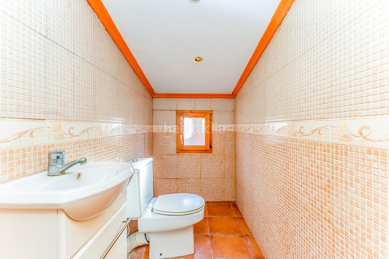 Foto fb2682fc-61d3-464d-ab53-6ca781e7402a. House in Requena