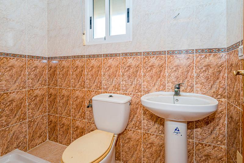 Foto 65bec7fc-98cd-43f3-b084-2411edf93ac4. Casa a Villamartín-Las Filipinas Orihuela