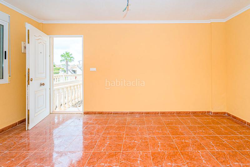 Foto fb0332af-0401-4988-aab6-0d49731a13f7. Haus in Villamartín-Las Filipinas Orihuela