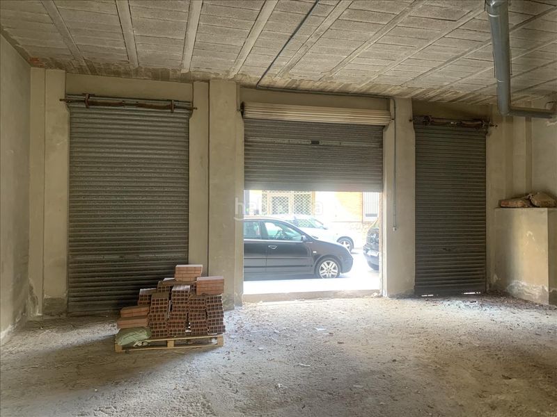 Foto c2a044df-bb76-4561-a08d-accb6e009085. Local comercial a Beniel