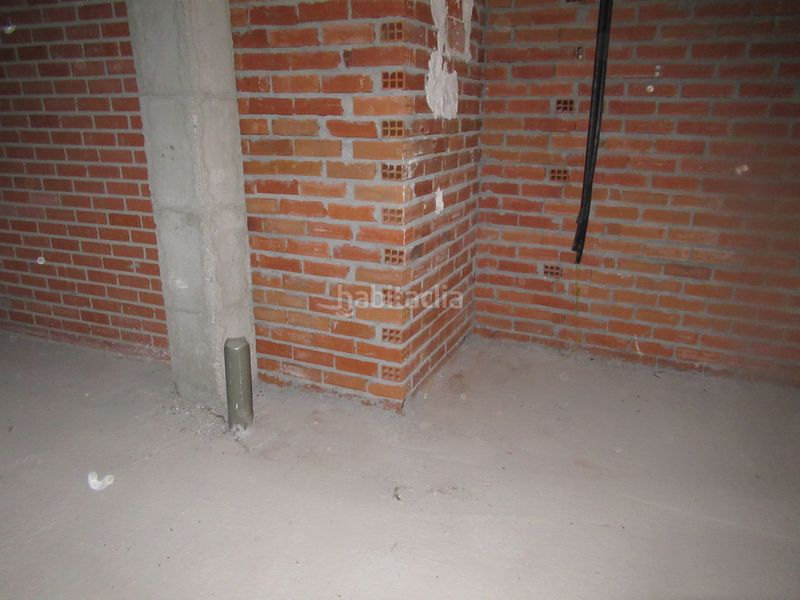 Foto 0ca9f052-c230-4599-805c-1f704f5cd8dd. Local comercial a Íscar
