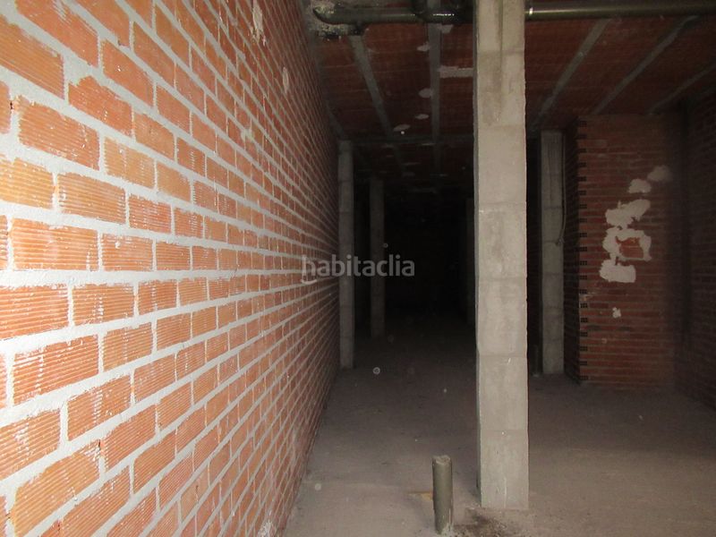 Foto ea0842b0-1e56-42b7-bf1e-cc9c52ac3d9a. Local comercial a Íscar